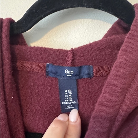 GAP Hoodie Sweatshirt - Picture 5 of 5